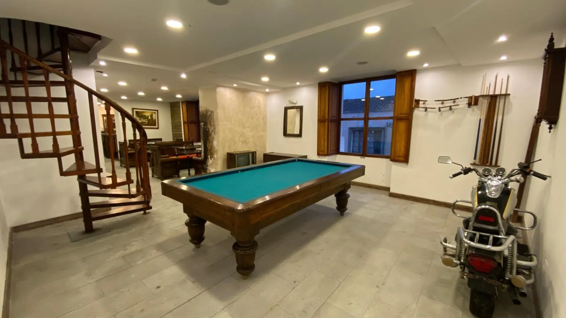 Hotel Colonial - Casa Francisco Quito Ecuador