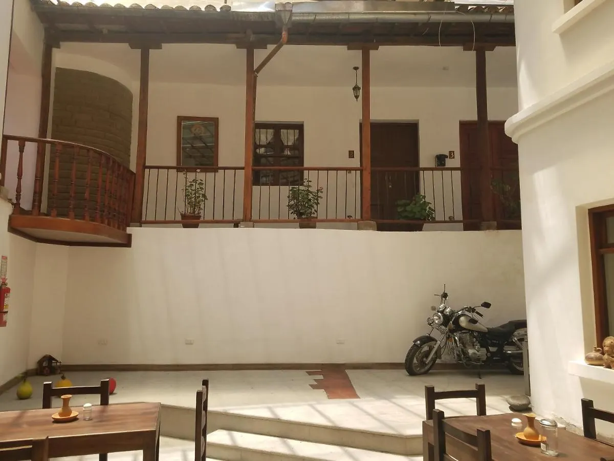 ***  Hotel Colonial - Casa Francisco Quito Ecuador