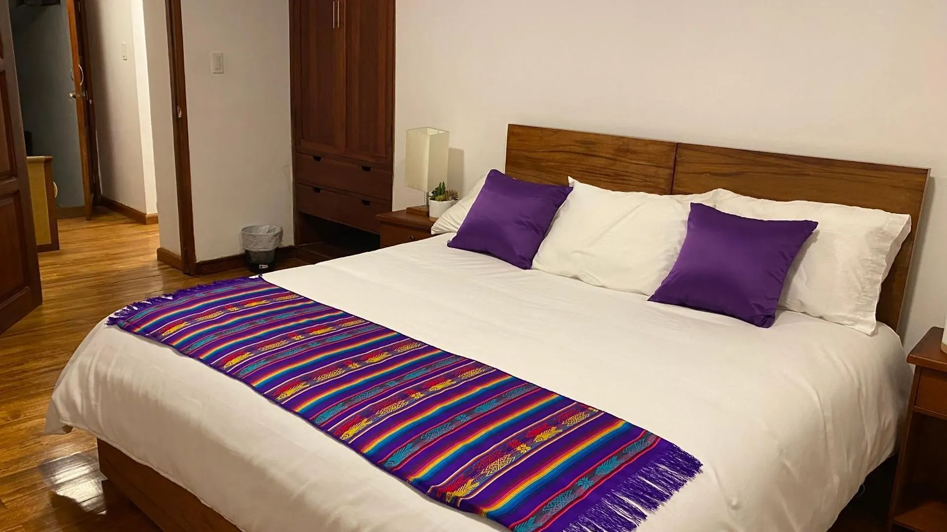 Hotel Colonial - Casa Francisco Quito